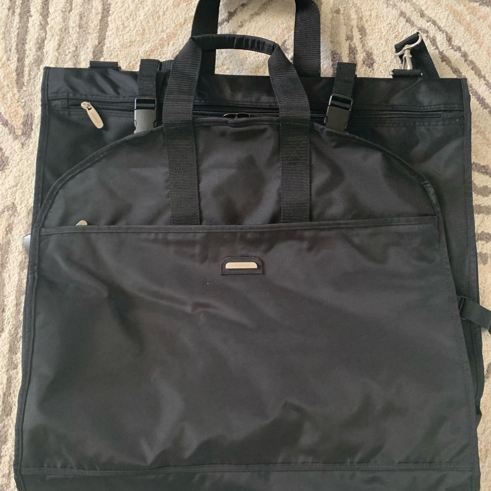 66” Trifold Wally Bag